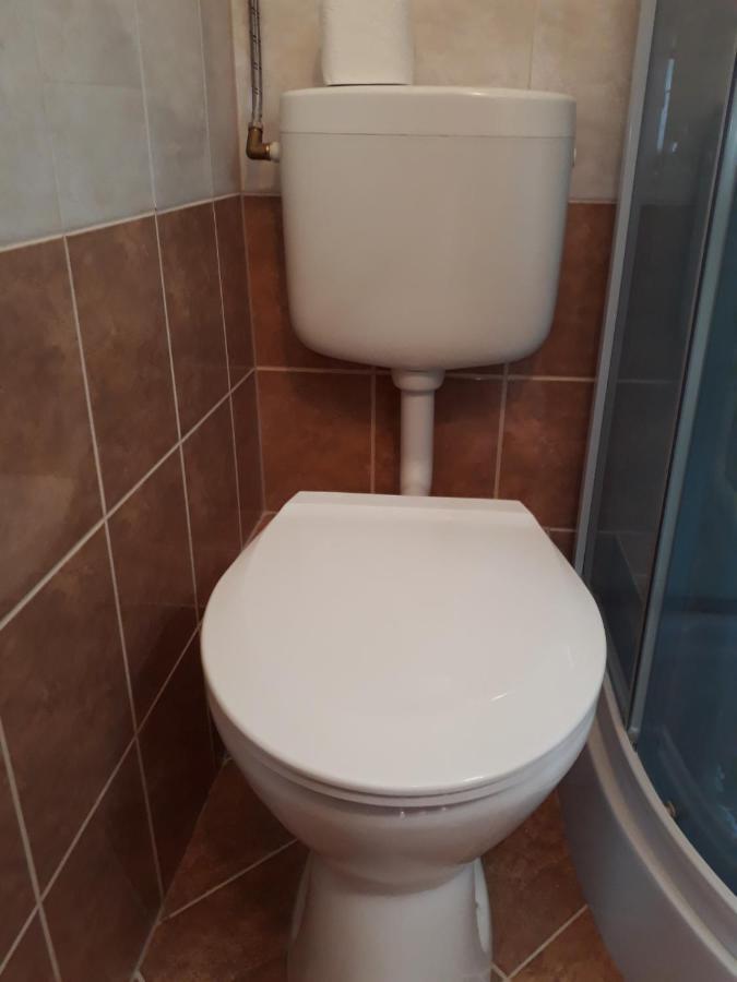 דברצן Piac Utcai Apartman מראה חיצוני תמונה