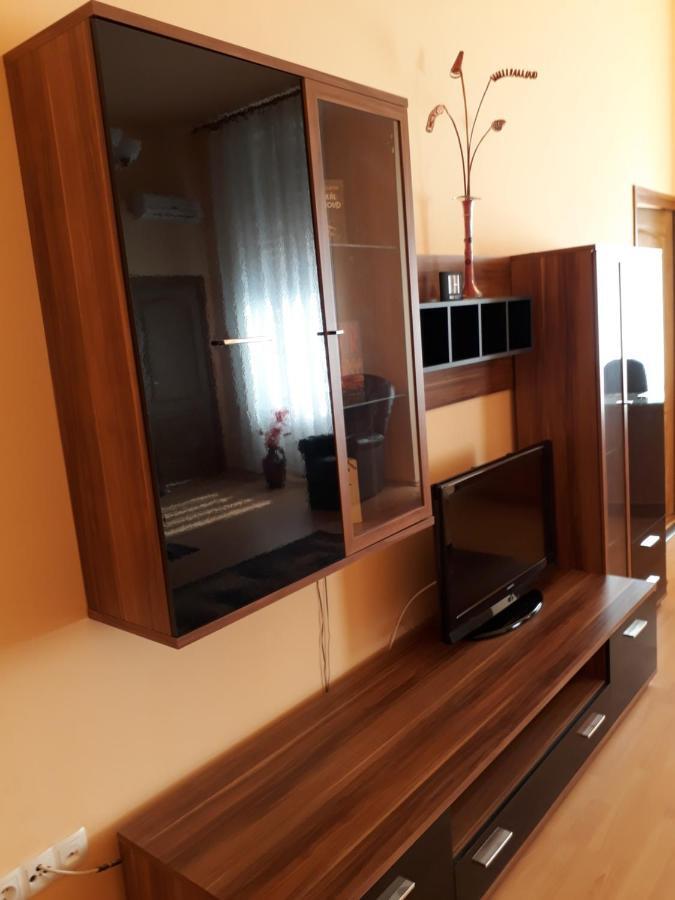 דברצן Piac Utcai Apartman מראה חיצוני תמונה
