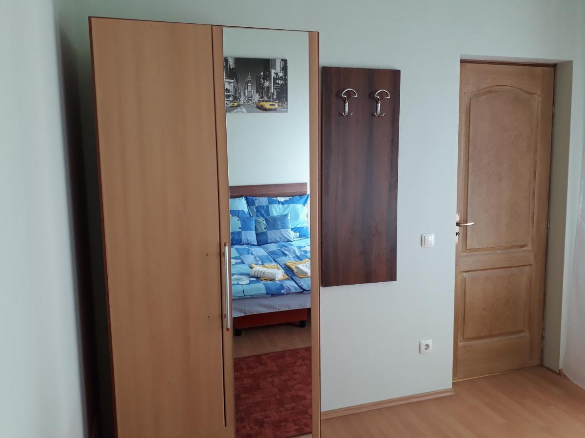 דברצן Piac Utcai Apartman מראה חיצוני תמונה
