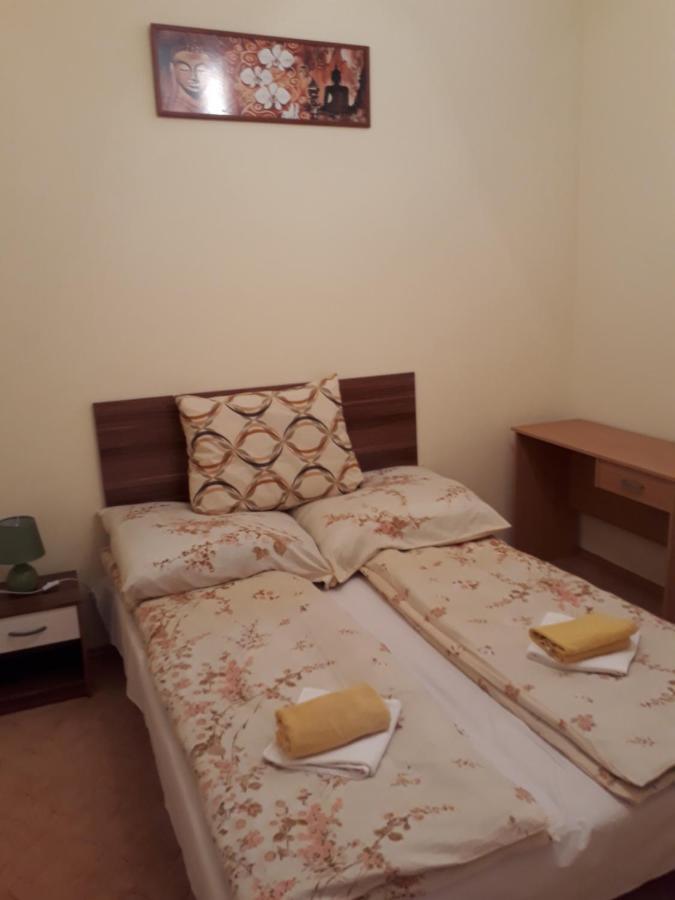 דברצן Piac Utcai Apartman מראה חיצוני תמונה